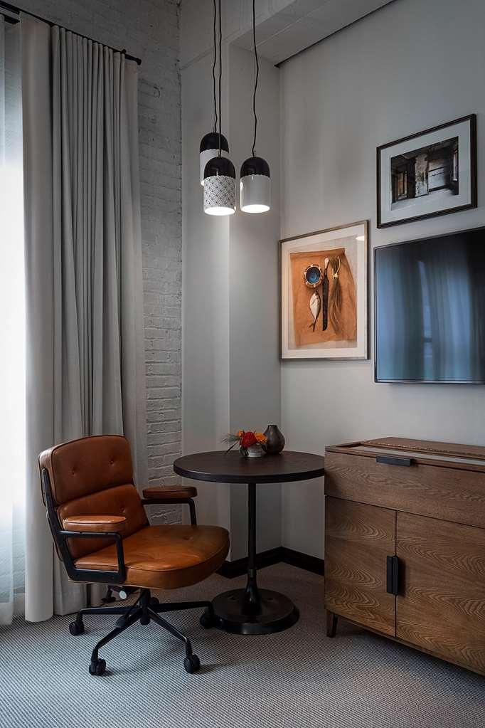 Crossroads Hotel Канзас-Сити Номер фото